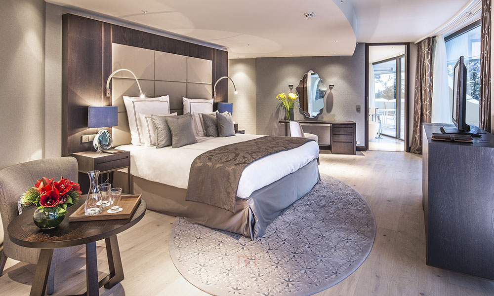 進口五星級酒店家具優(yōu)雅而大氣，簡約而不失品質(zhì)